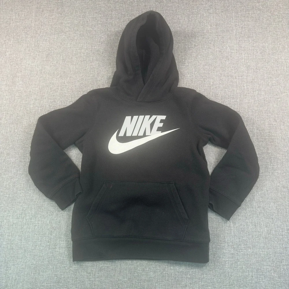 Nike Boys Sportswear Club Fleece Pullover Hoodie Black White Logo Size 6 5-6YRS